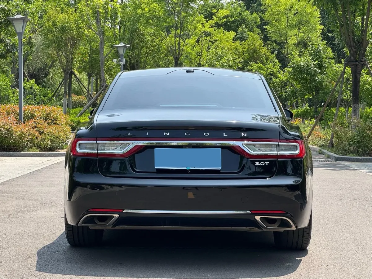 2017 Lincoln Continental 2.0T 261HP L4 6AT,autocango,china used car exporter,china ev exporter,chinese used car exporter,chinese used ev exporter