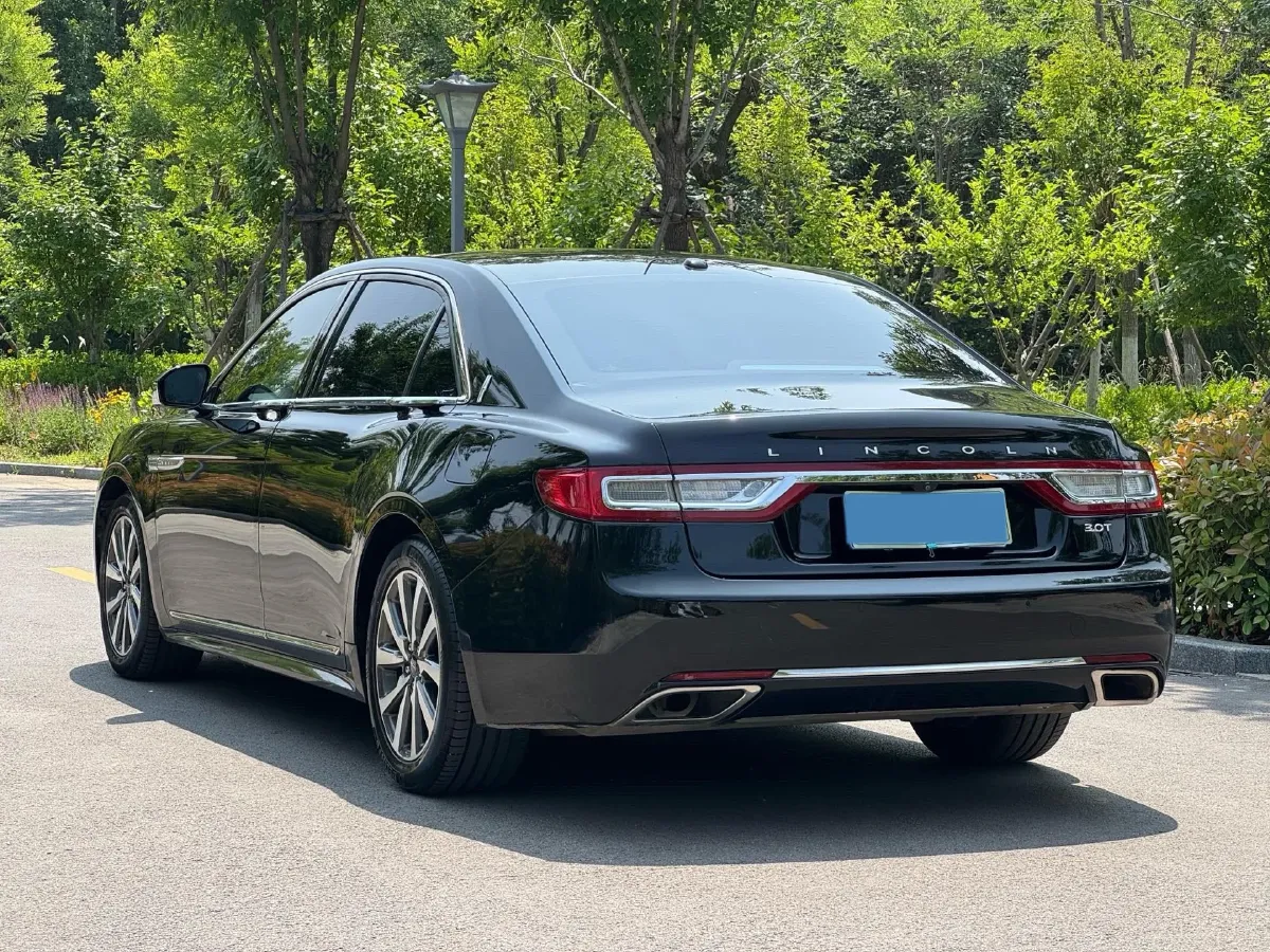 2017 Lincoln Continental 2.0T 261HP L4 6AT,autocango,china used car exporter,china ev exporter,chinese used car exporter,chinese used ev exporter