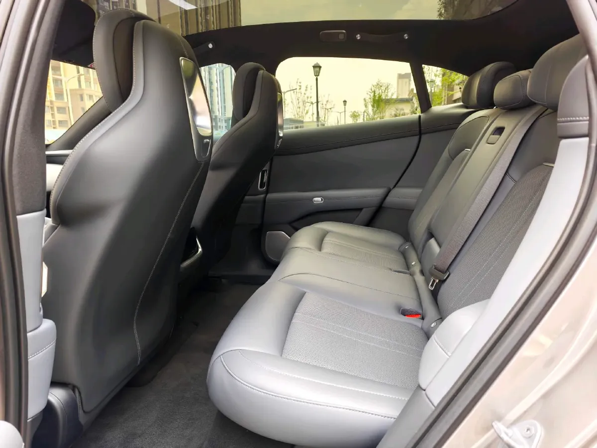 2025 MI YU7 BEV 96.3KWH,autocango,china used car exporter,china ev exporter,chinese used car exporter,chinese used ev exporter