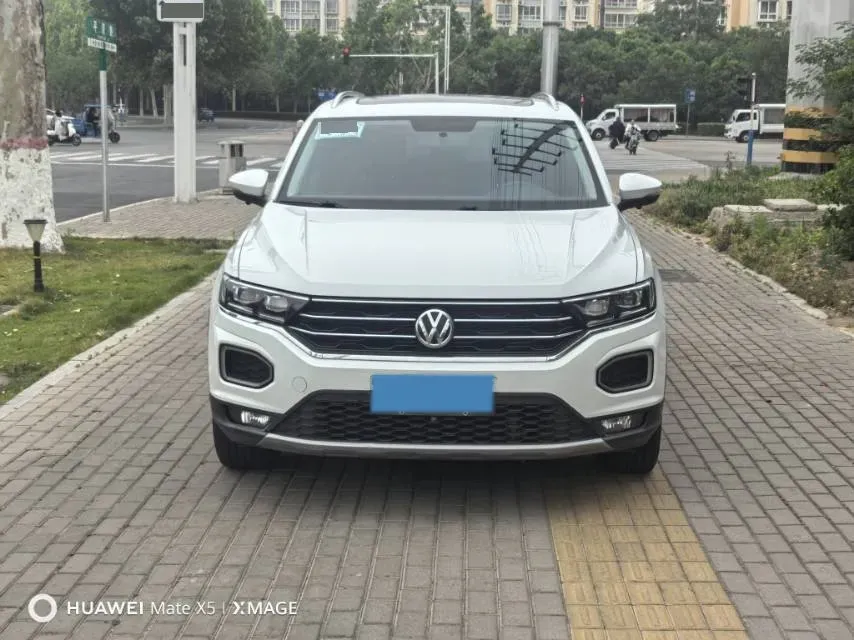 2020 Volkswagen T-Roc 1.4T 131HP L4 7DCT,autocango,china used car exporter,china ev exporter,chinese used car exporter,chinese used ev exporter