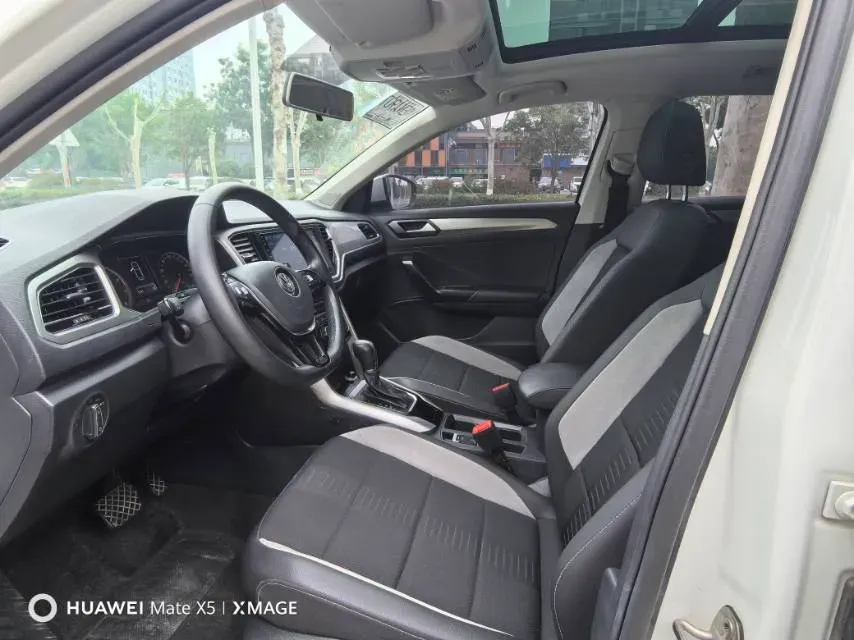 2020 Volkswagen T-Roc 1.4T 131HP L4 7DCT,autocango,china used car exporter,china ev exporter,chinese used car exporter,chinese used ev exporter