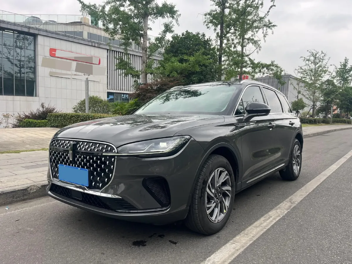 2023 Lincoln Corsair 2.0T 261HP L4 8AT,autocango,china used car exporter,china ev exporter,chinese used car exporter,chinese used ev exporter