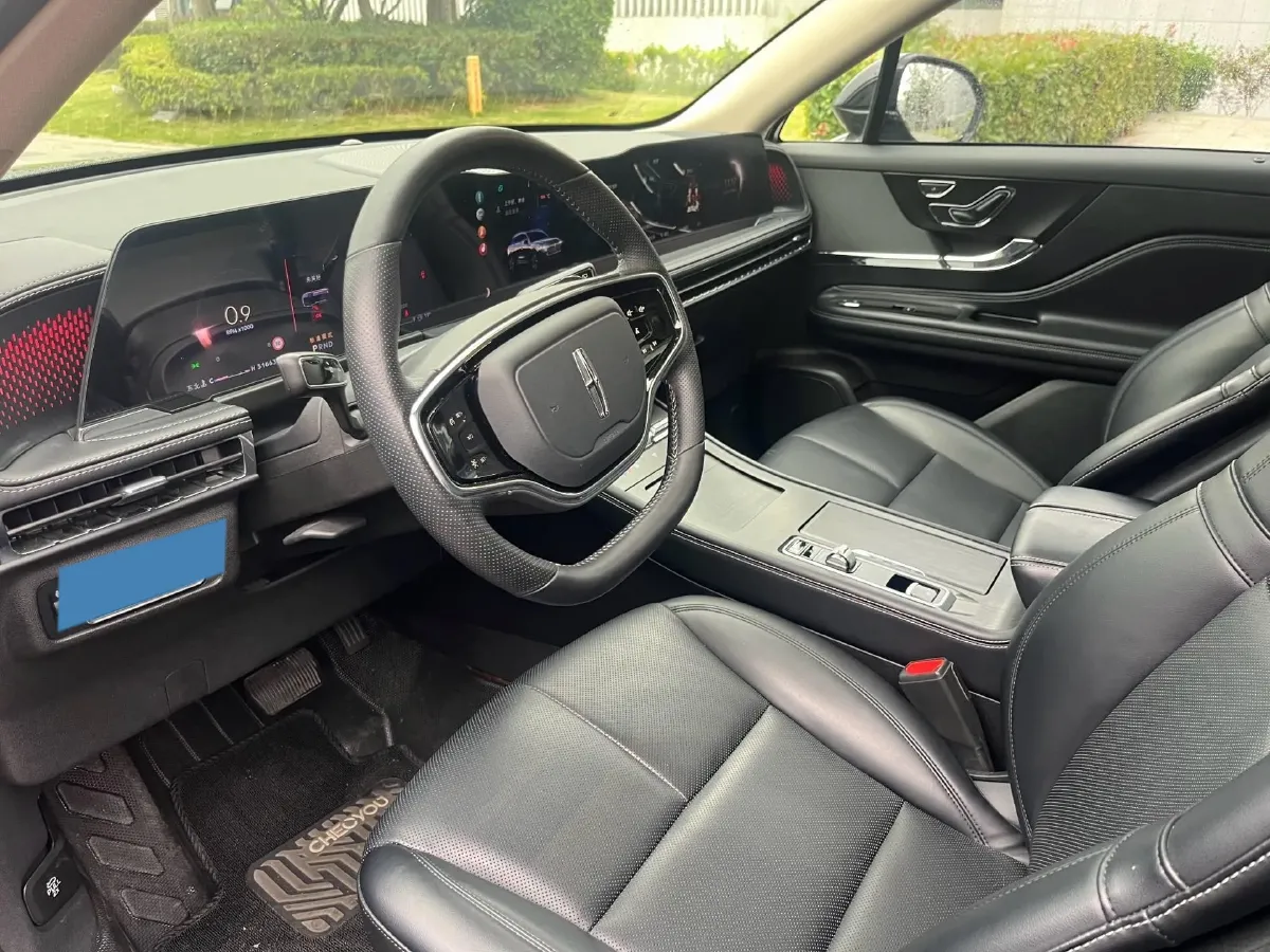 2023 Lincoln Corsair 2.0T 261HP L4 8AT,autocango,china used car exporter,china ev exporter,chinese used car exporter,chinese used ev exporter