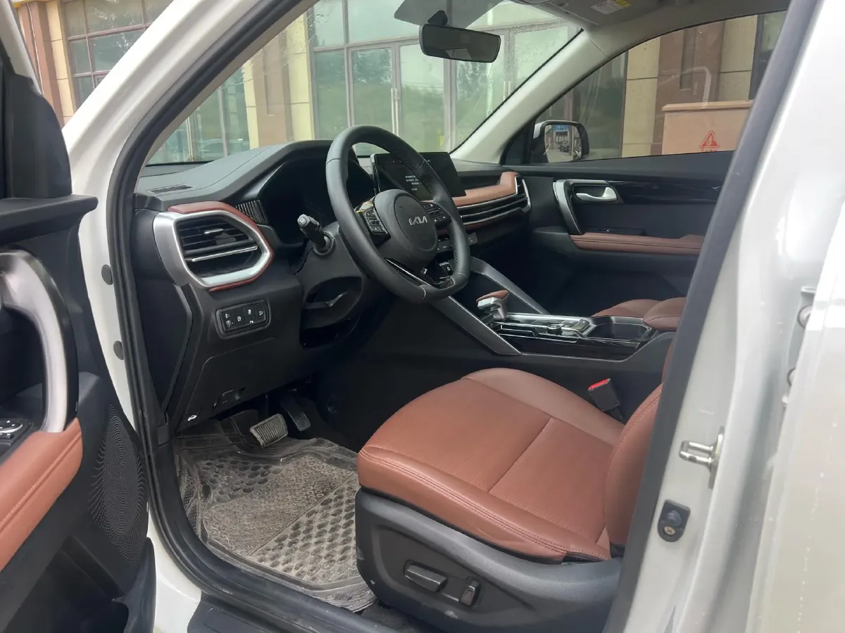 2021 Kia Sportage R 2.0L 161HP L4 6AT,autocango,china used car exporter,china ev exporter,chinese used car exporter,chinese used ev exporter