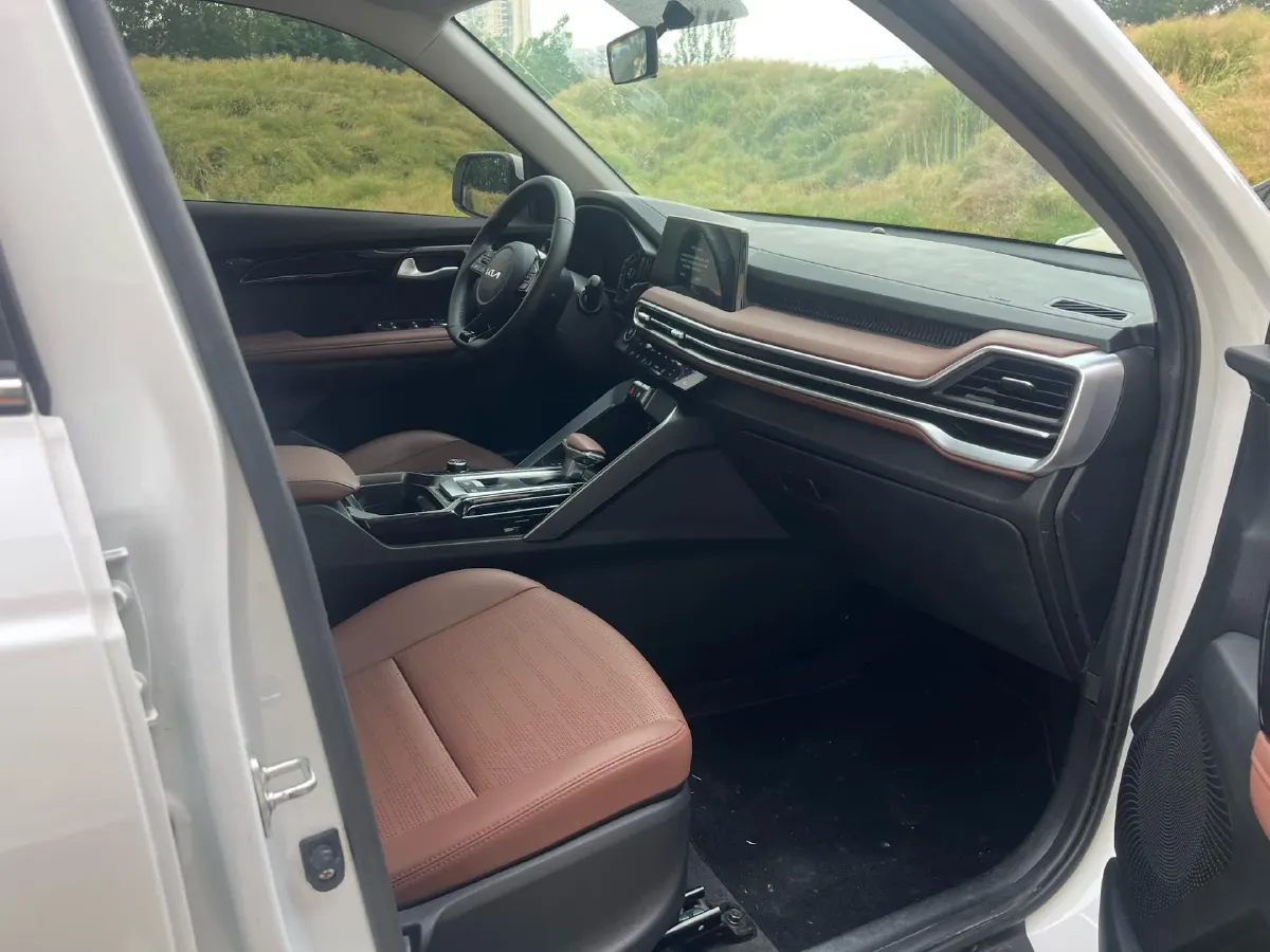 2021 Kia Sportage R 2.0L 161HP L4 6AT,autocango,china used car exporter,china ev exporter,chinese used car exporter,chinese used ev exporter