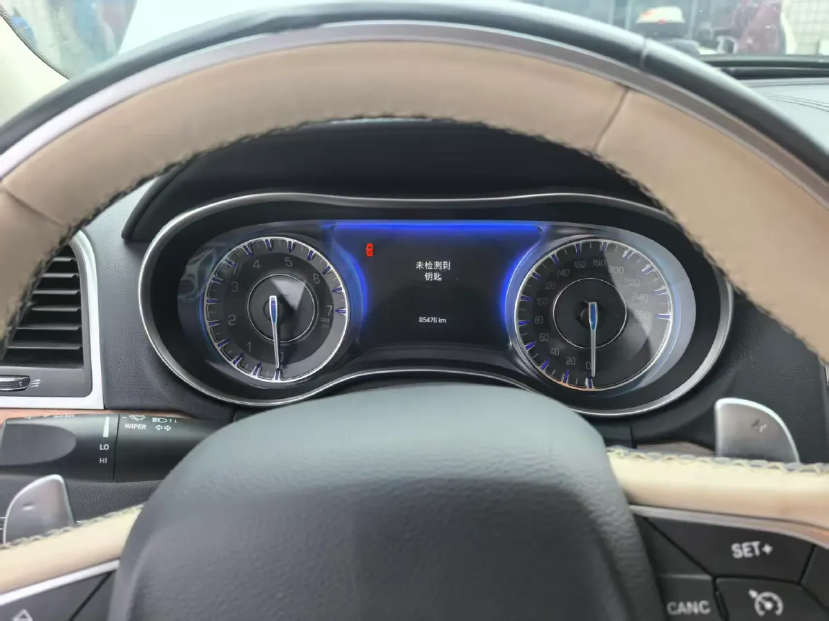 2016 Chrysler 300C 3.0L 234HP V6 8AT,autocango,china used car exporter,china ev exporter,chinese used car exporter,chinese used ev exporter