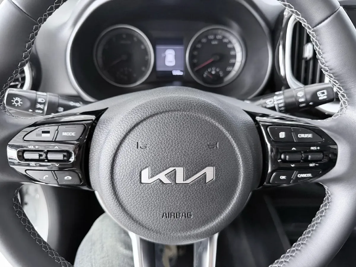 2021 Kia KX1 1.4L 100HP L4 CVT,autocango,china used car exporter,china ev exporter,chinese used car exporter,chinese used ev exporter