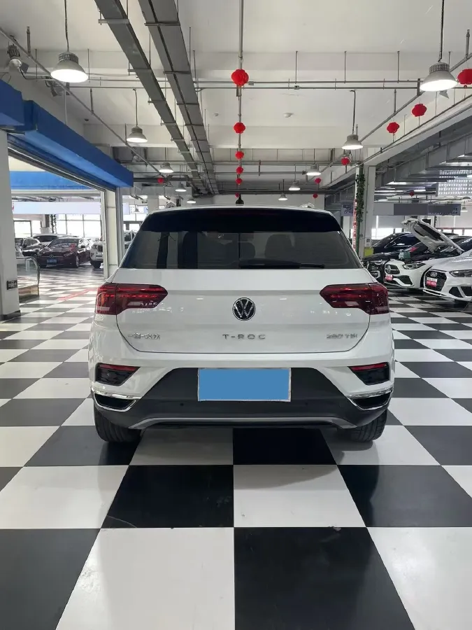 2022 Volkswagen T-Roc 1.4T 150HP L4 7DCT,autocango,china used car exporter,china ev exporter,chinese used car exporter,chinese used ev exporter