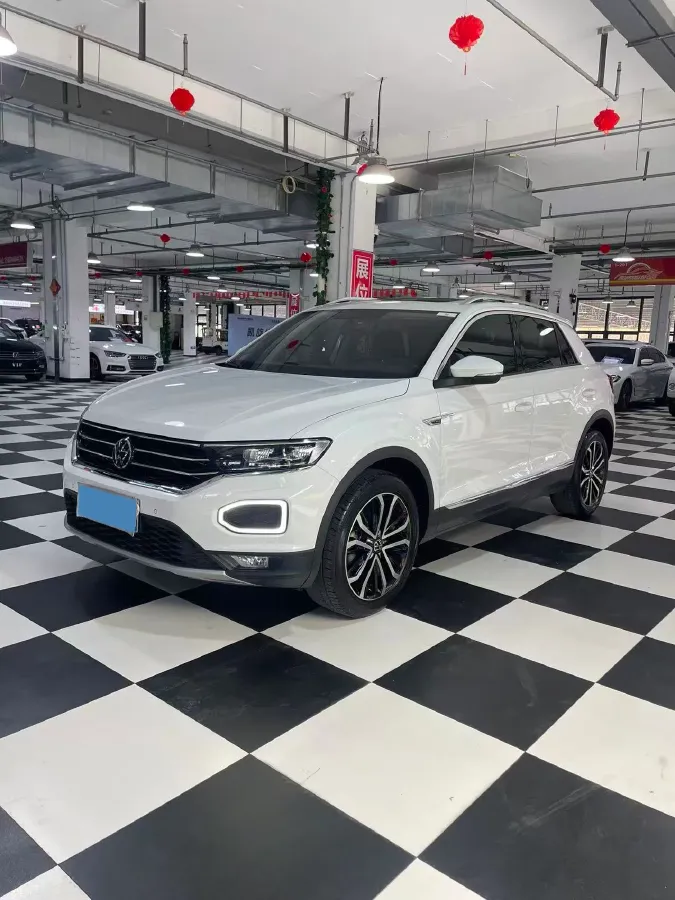 2022 Volkswagen T-Roc 1.4T 150HP L4 7DCT,autocango,china used car exporter,china ev exporter,chinese used car exporter,chinese used ev exporter