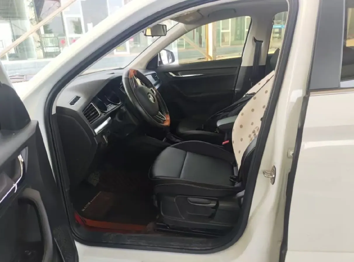 2023 Skoda Kamiq 1.5L 112HP L4 6AT,autocango,china used car exporter,china ev exporter,chinese used car exporter,chinese used ev exporter