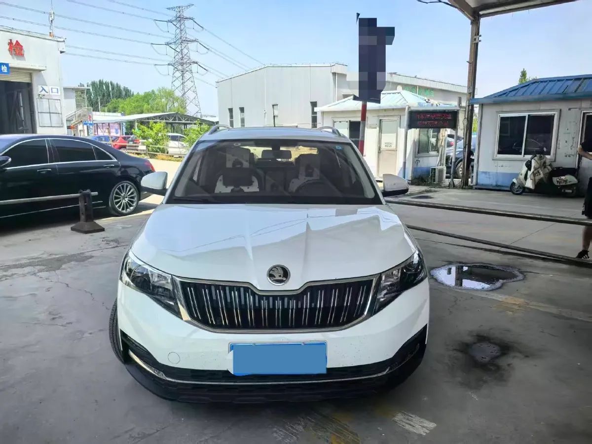 2023 Skoda Kamiq 1.5L 112HP L4 6AT,autocango,china used car exporter,china ev exporter,chinese used car exporter,chinese used ev exporter