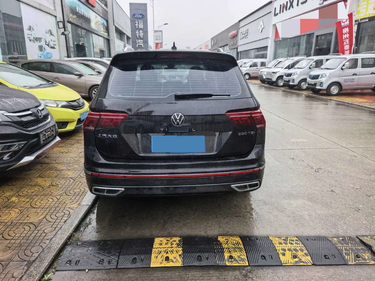 2023 Volkswagen Tiguan L 2.0T 186HP L4 7DCT,autocango,china used car exporter,china ev exporter,chinese used car exporter,chinese used ev exporter