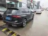 2023 Volkswagen Tiguan L 2.0T 186HP L4 7DCT