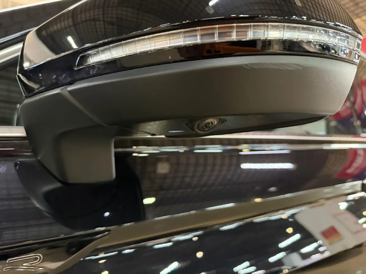 2024 Volkswagen Tiguan L 2.0T 186HP L4 7DCT,autocango,china used car exporter,china ev exporter,chinese used car exporter,chinese used ev exporter
