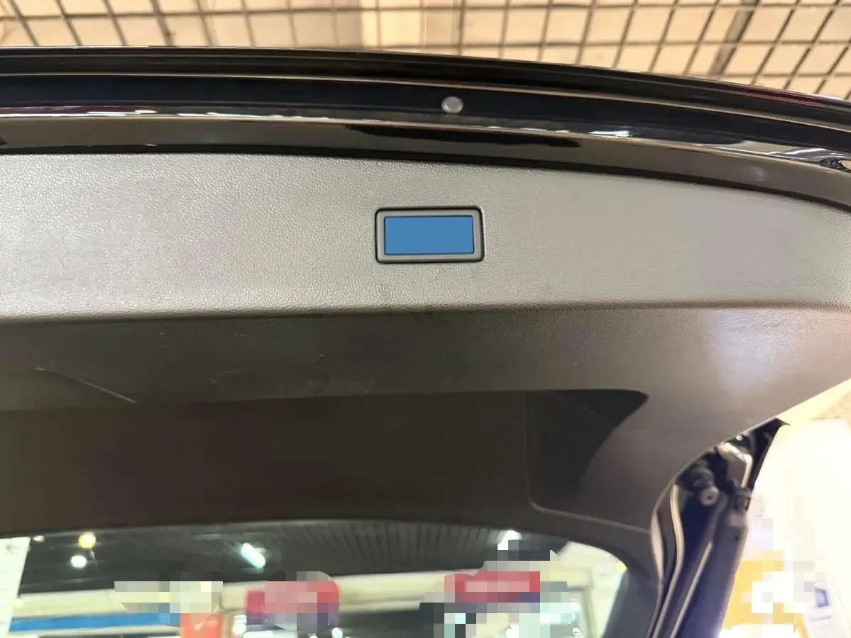 2024 Volkswagen Tiguan L 2.0T 186HP L4 7DCT,autocango,china used car exporter,china ev exporter,chinese used car exporter,chinese used ev exporter