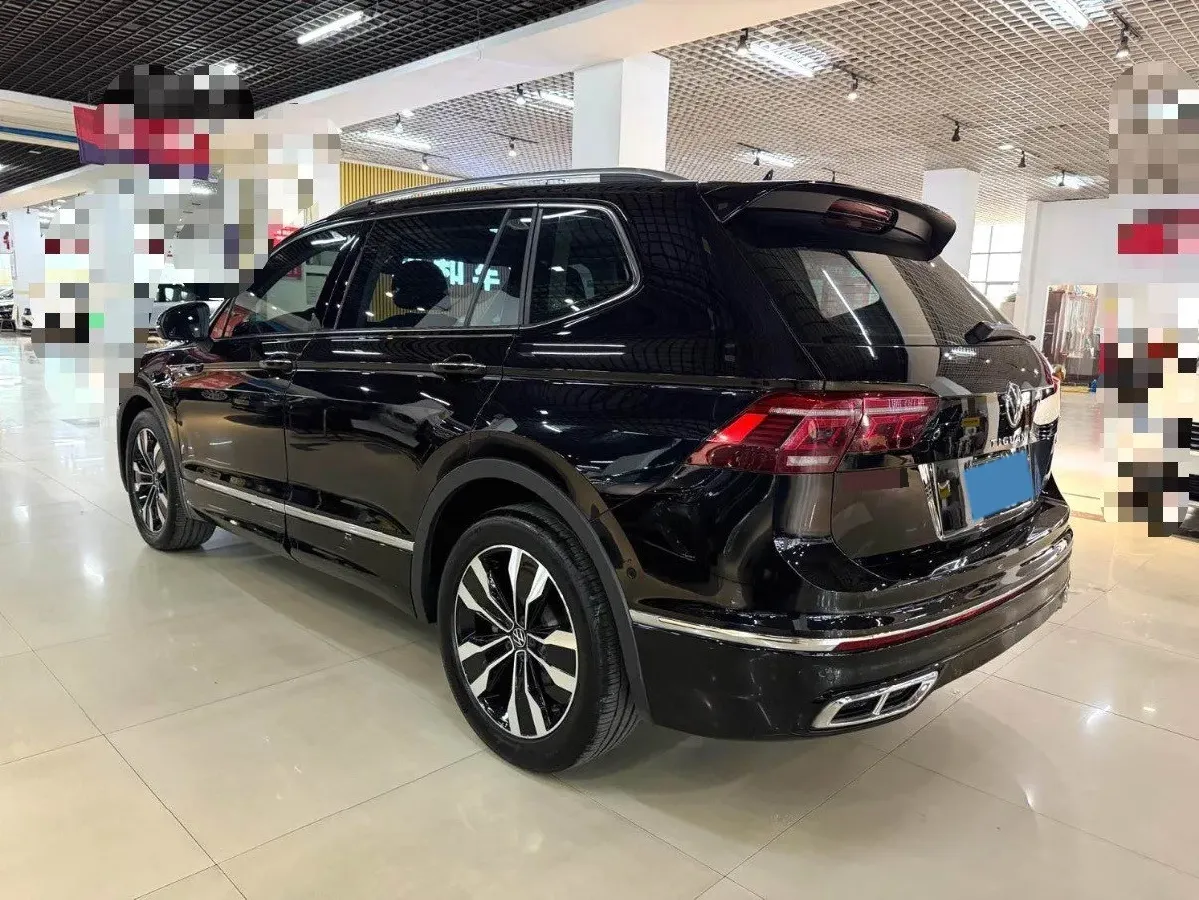 2024 Volkswagen Tiguan L 2.0T 186HP L4 7DCT,autocango,china used car exporter,china ev exporter,chinese used car exporter,chinese used ev exporter