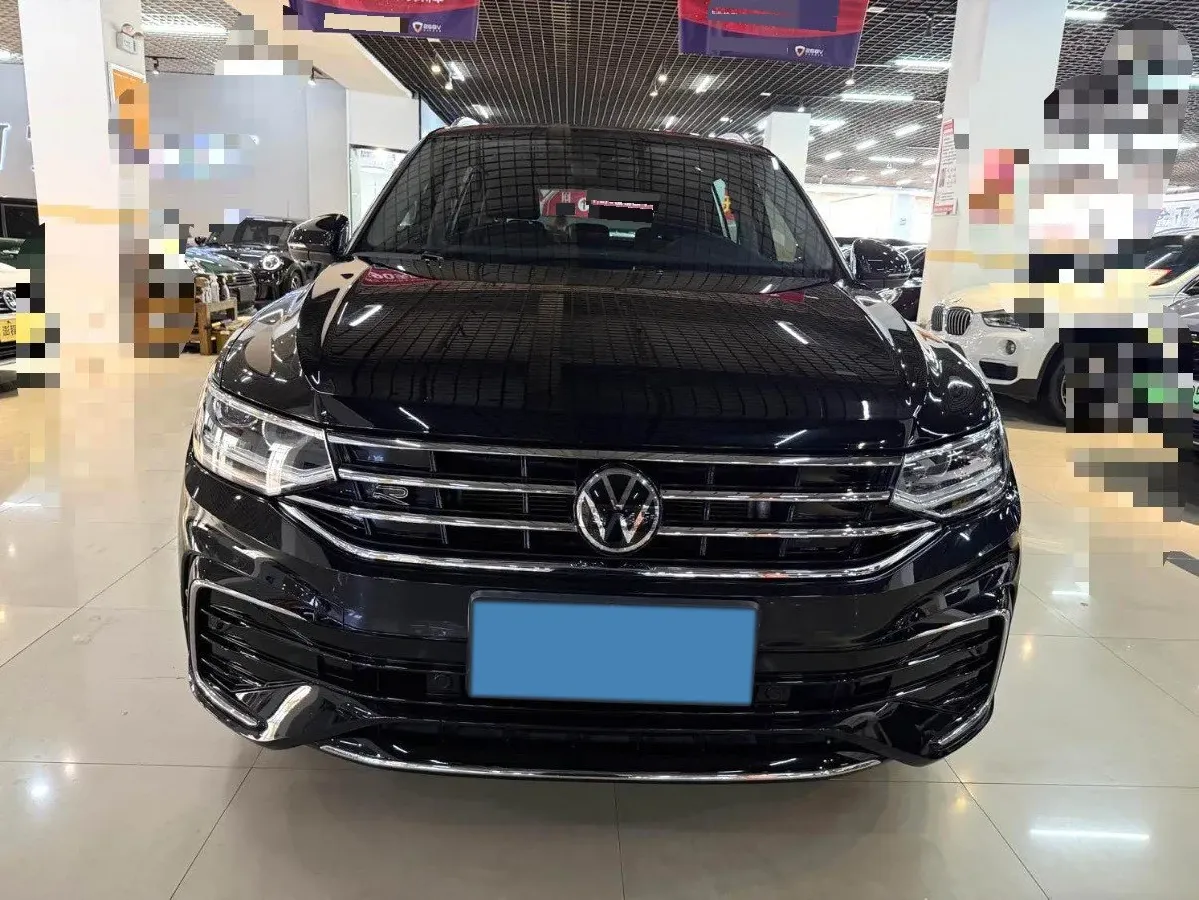 2024 Volkswagen Tiguan L 2.0T 186HP L4 7DCT,autocango,china used car exporter,china ev exporter,chinese used car exporter,chinese used ev exporter