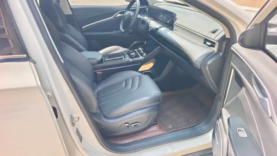 2021 Roewe RX5 1.5T 181HP L4 7DCT,autocango,china used car exporter,china ev exporter,chinese used car exporter,chinese used ev exporter