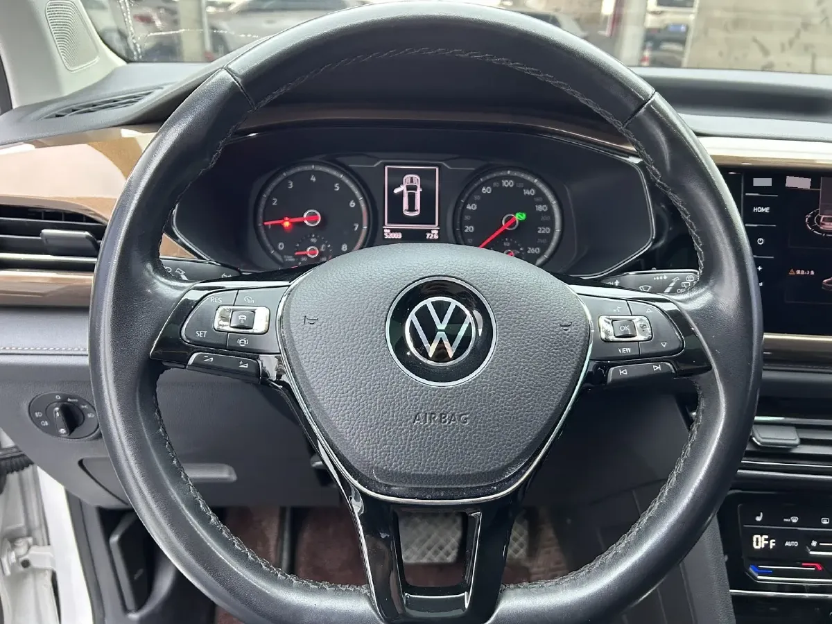 2021 Volkswagen Tharu 1.4T 150HP L4 7DCT,autocango,china used car exporter,china ev exporter,chinese used car exporter,chinese used ev exporter