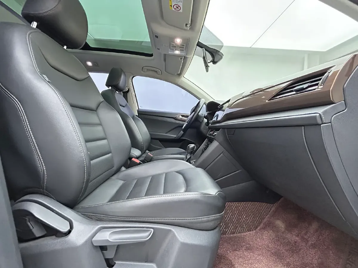 2021 Volkswagen Tharu 1.4T 150HP L4 7DCT,autocango,china used car exporter,china ev exporter,chinese used car exporter,chinese used ev exporter