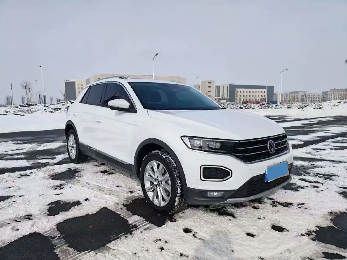 2021 Volkswagen T-Roc 1.4T 150HP L4 7DCT,autocango,china used car exporter,china ev exporter,chinese used car exporter,chinese used ev exporter