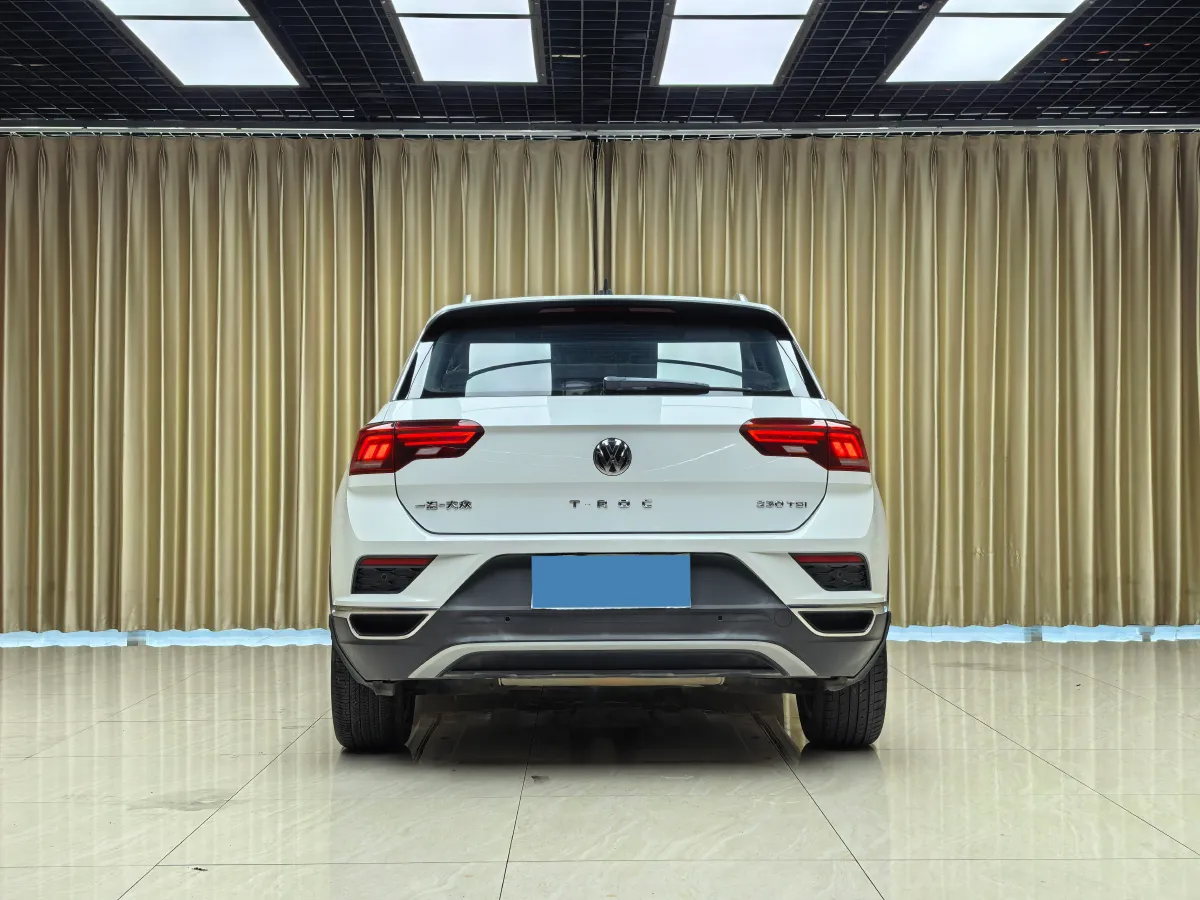 2019 Volkswagen T-Roc 1.4T 131HP L4 7DCT,autocango,china used car exporter,china ev exporter,chinese used car exporter,chinese used ev exporter