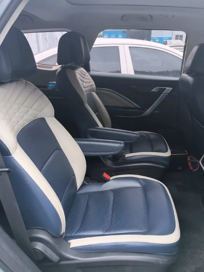 2021 LiFan Maple 80v BEV 53KWH,autocango,china used car exporter,china ev exporter,chinese used car exporter,chinese used ev exporter
