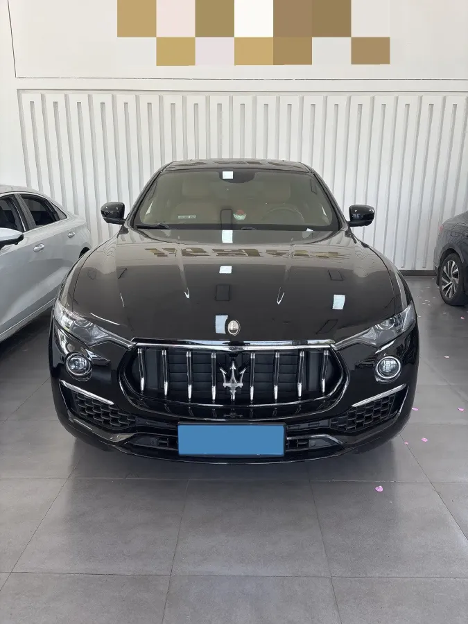 2022 Maserati Levante 2.0T 330HP L4 8AT,autocango,china used car exporter,china ev exporter,chinese used car exporter,chinese used ev exporter