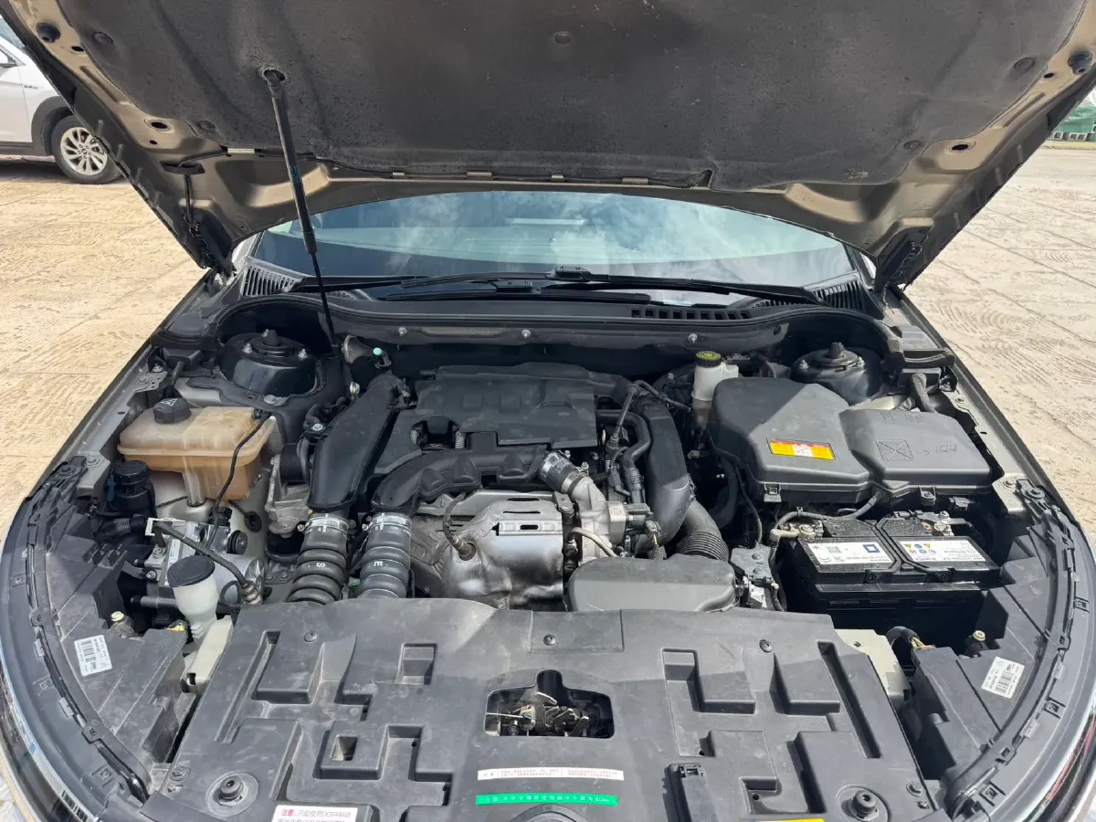 2017 Citroen C5 1.6T 167HP L4 6AT,autocango,china used car exporter,china ev exporter,chinese used car exporter,chinese used ev exporter