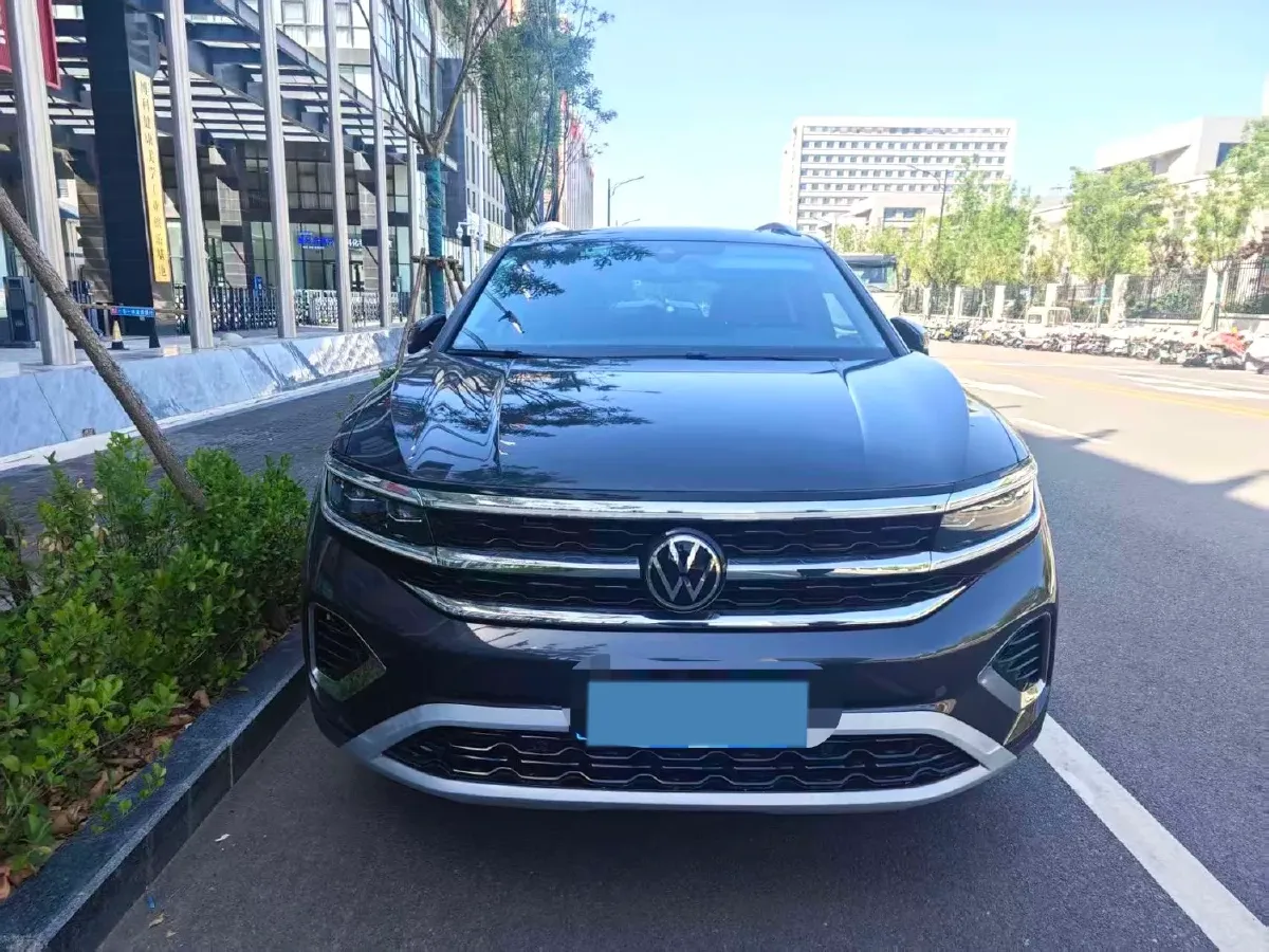 2022 Volkswagen Talagon 2.0T 220HP L4 7DCT,autocango,china used car exporter,china ev exporter,chinese used car exporter,chinese used ev exporter