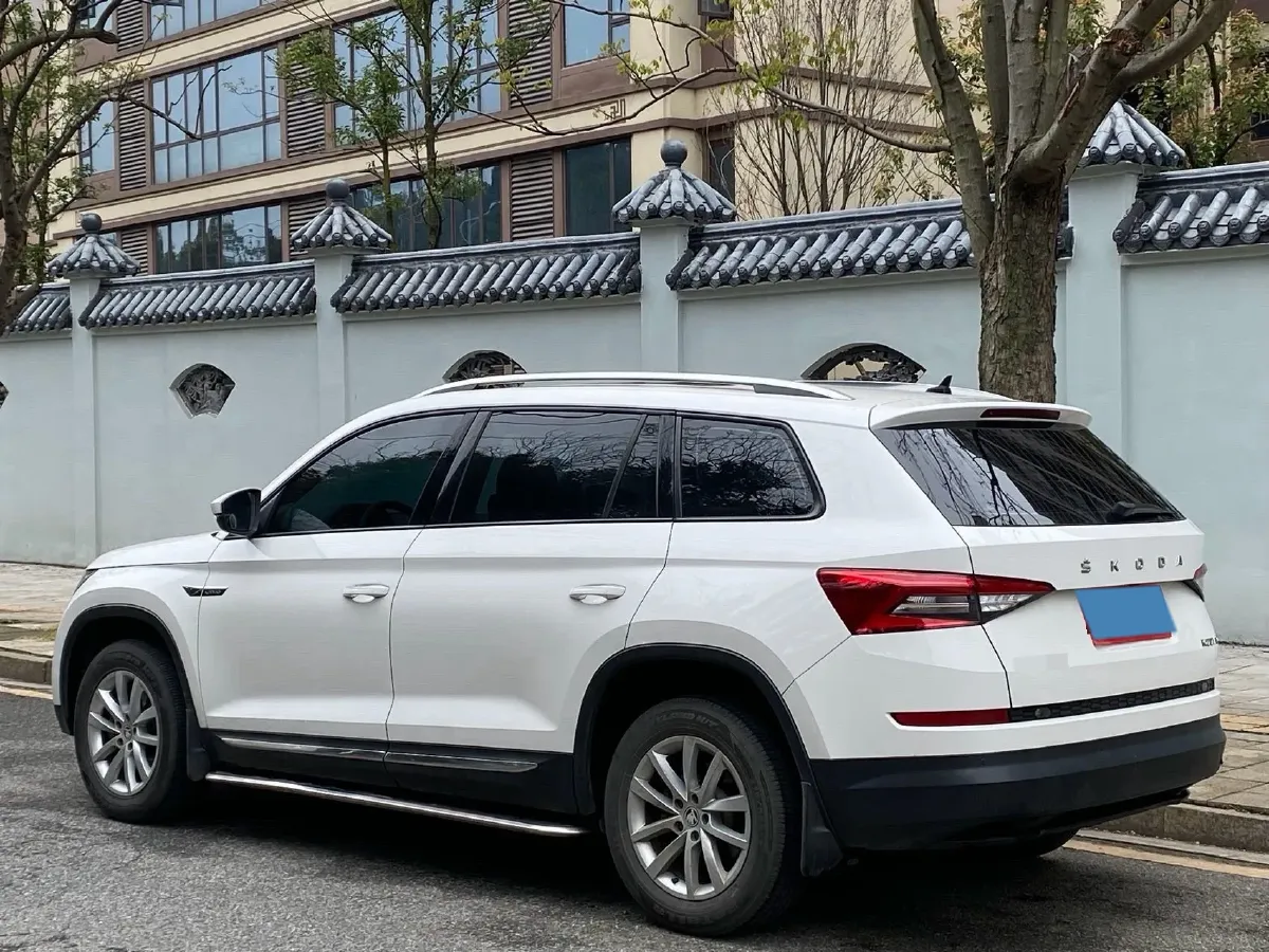 2019 Skoda Kodiak GT 2.0T 220HP L4 7DCT,autocango,china used car exporter,china ev exporter,chinese used car exporter,chinese used ev exporter