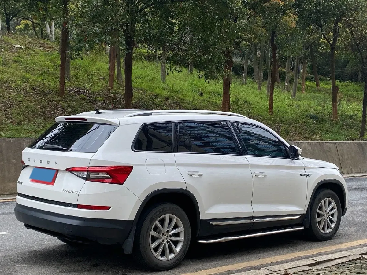 2019 Skoda Kodiak GT 2.0T 220HP L4 7DCT,autocango,china used car exporter,china ev exporter,chinese used car exporter,chinese used ev exporter