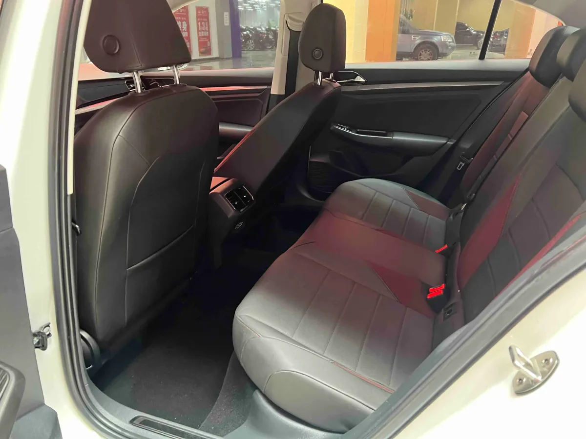 2019 HuangHai WeiLong 2.4T 218HP L4 6AT,autocango,china used car exporter,china ev exporter,chinese used car exporter,chinese used ev exporter