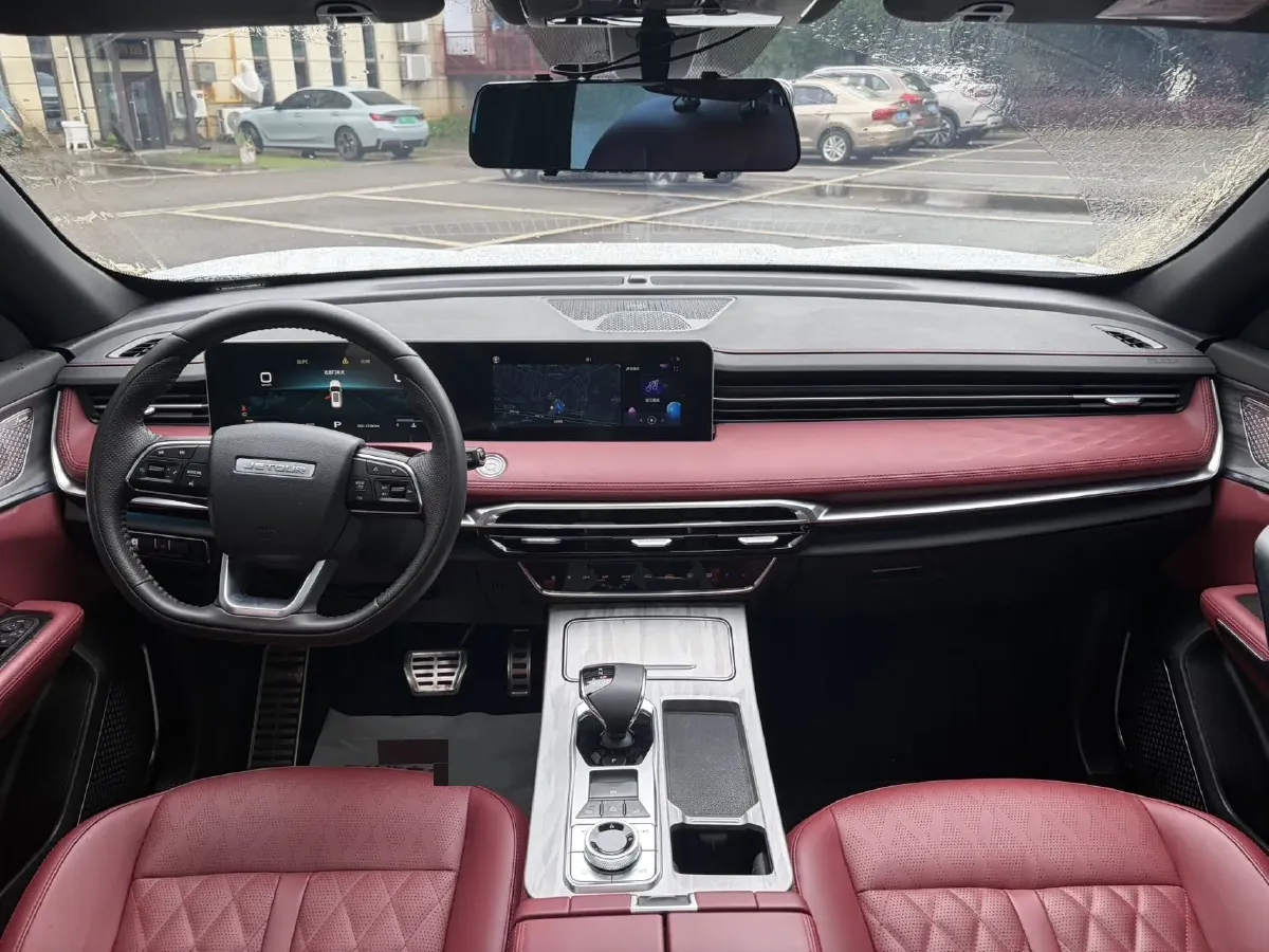 2023 ChangAn Oshan X7 Plus 1.5T 188HP L4 7DCT,autocango,china used car exporter,china ev exporter,chinese used car exporter,chinese used ev exporter