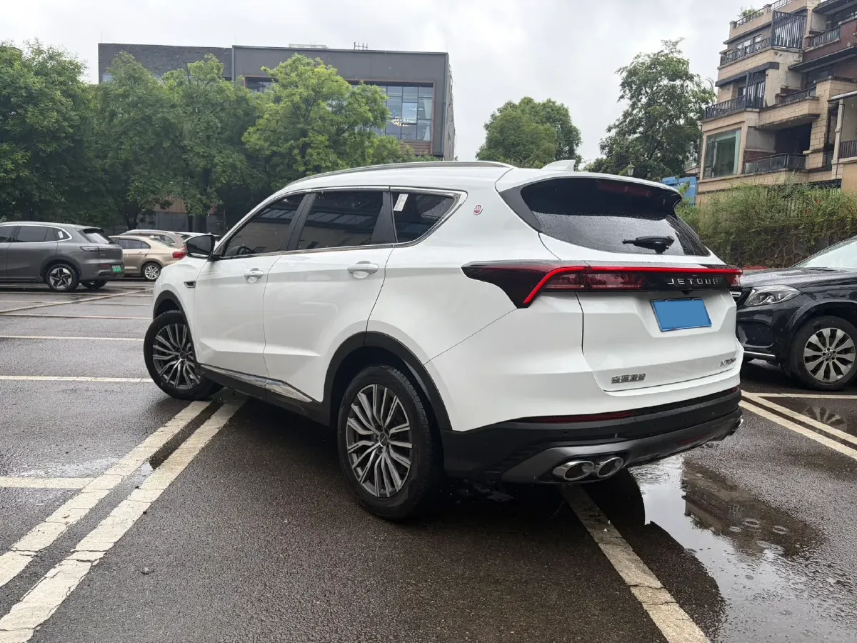 2023 ChangAn Oshan X7 Plus 1.5T 188HP L4 7DCT,autocango,china used car exporter,china ev exporter,chinese used car exporter,chinese used ev exporter