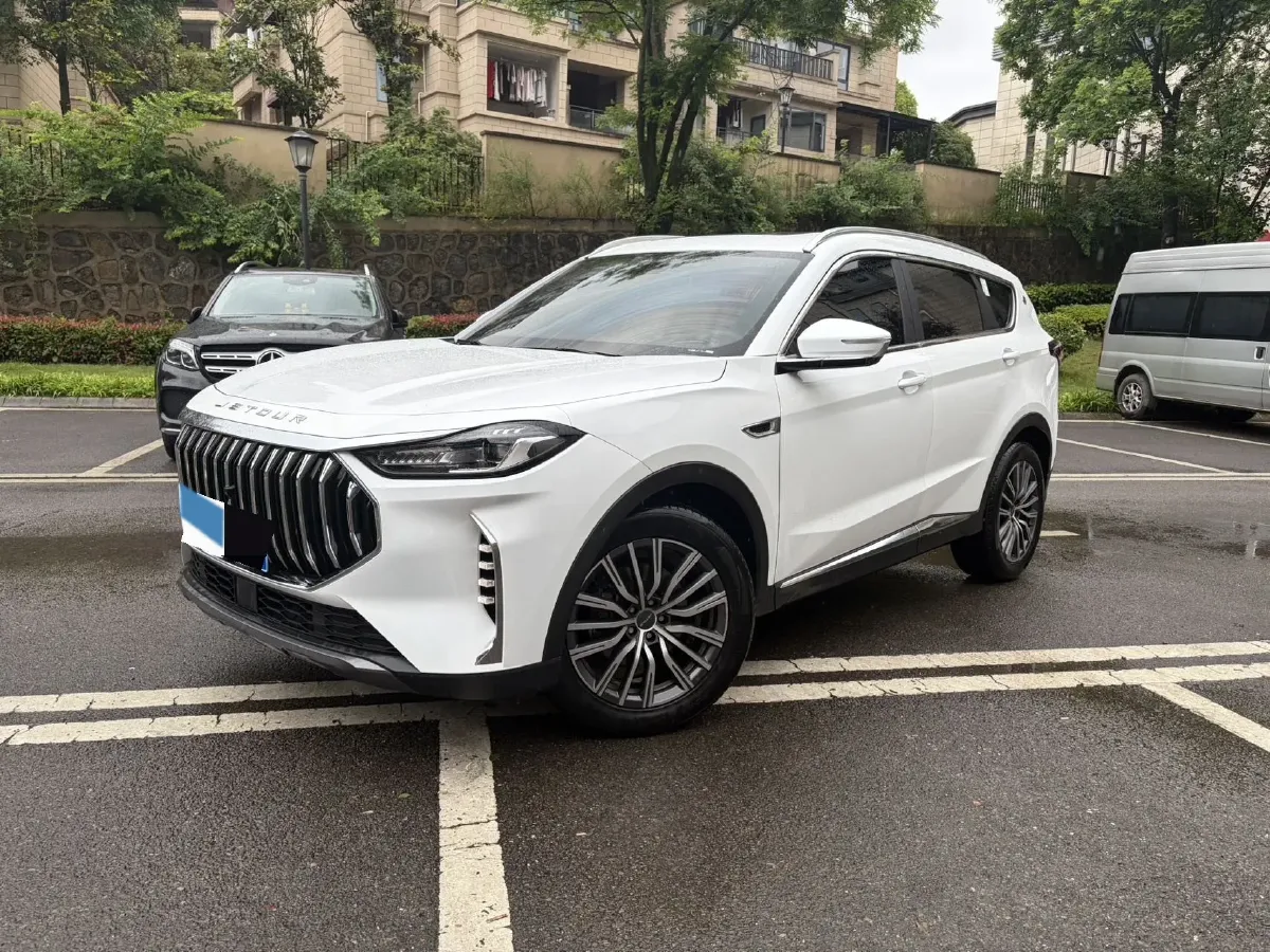 2023 ChangAn Oshan X7 Plus 1.5T 188HP L4 7DCT,autocango,china used car exporter,china ev exporter,chinese used car exporter,chinese used ev exporter