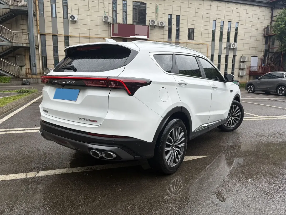 2023 ChangAn Oshan X7 Plus 1.5T 188HP L4 7DCT,autocango,china used car exporter,china ev exporter,chinese used car exporter,chinese used ev exporter