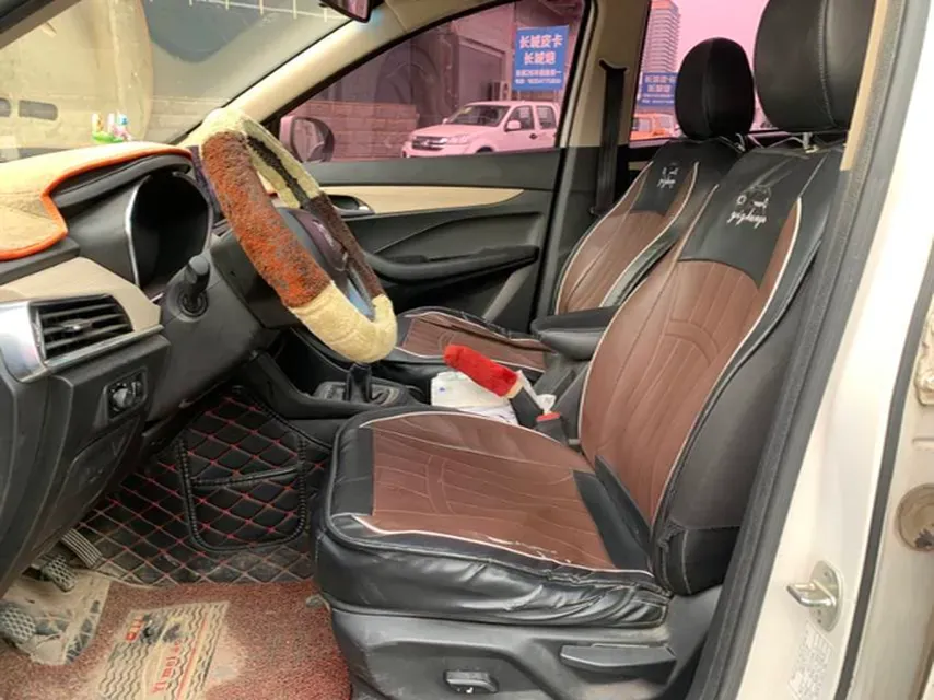 2018 BaoJun 360 1.5L 112HP L4 6MT,autocango,china used car exporter,china ev exporter,chinese used car exporter,chinese used ev exporter