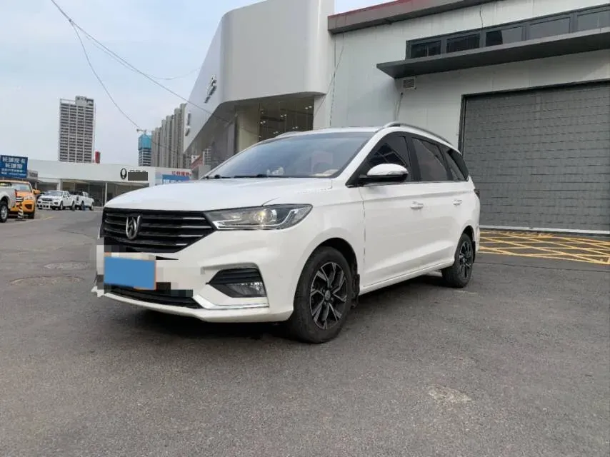 2018 BaoJun 360 1.5L 112HP L4 6MT,autocango,china used car exporter,china ev exporter,chinese used car exporter,chinese used ev exporter