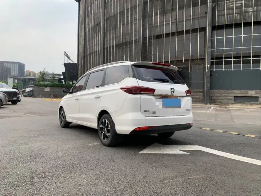 2018 BaoJun 360 1.5L 112HP L4 6MT,autocango,china used car exporter,china ev exporter,chinese used car exporter,chinese used ev exporter