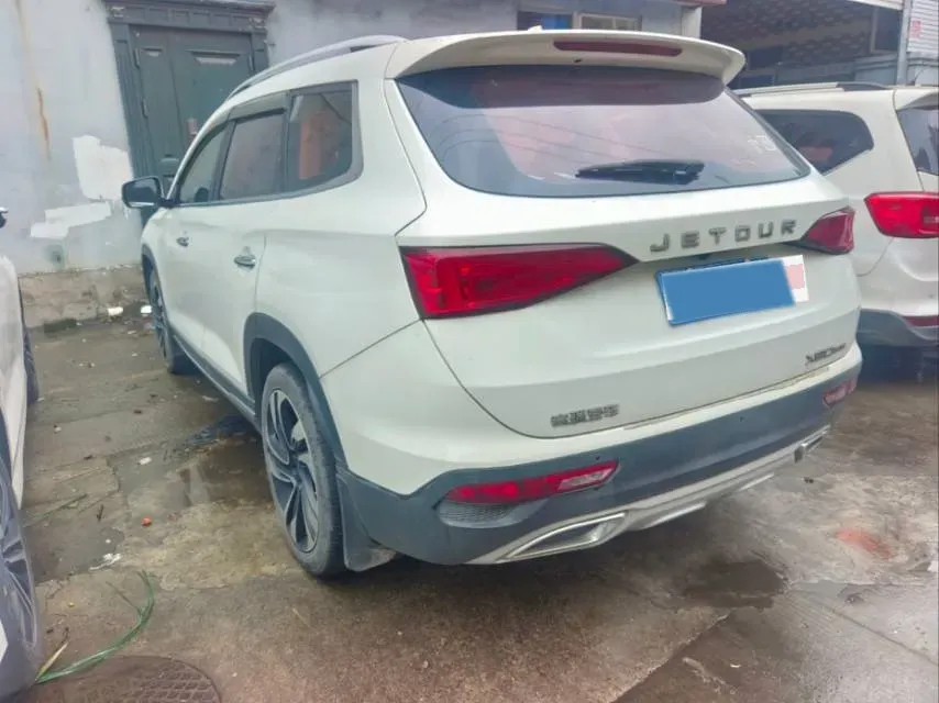 2019 Jetour X90 1.5T 147HP L4 6MT,autocango,china used car exporter,china ev exporter,chinese used car exporter,chinese used ev exporter