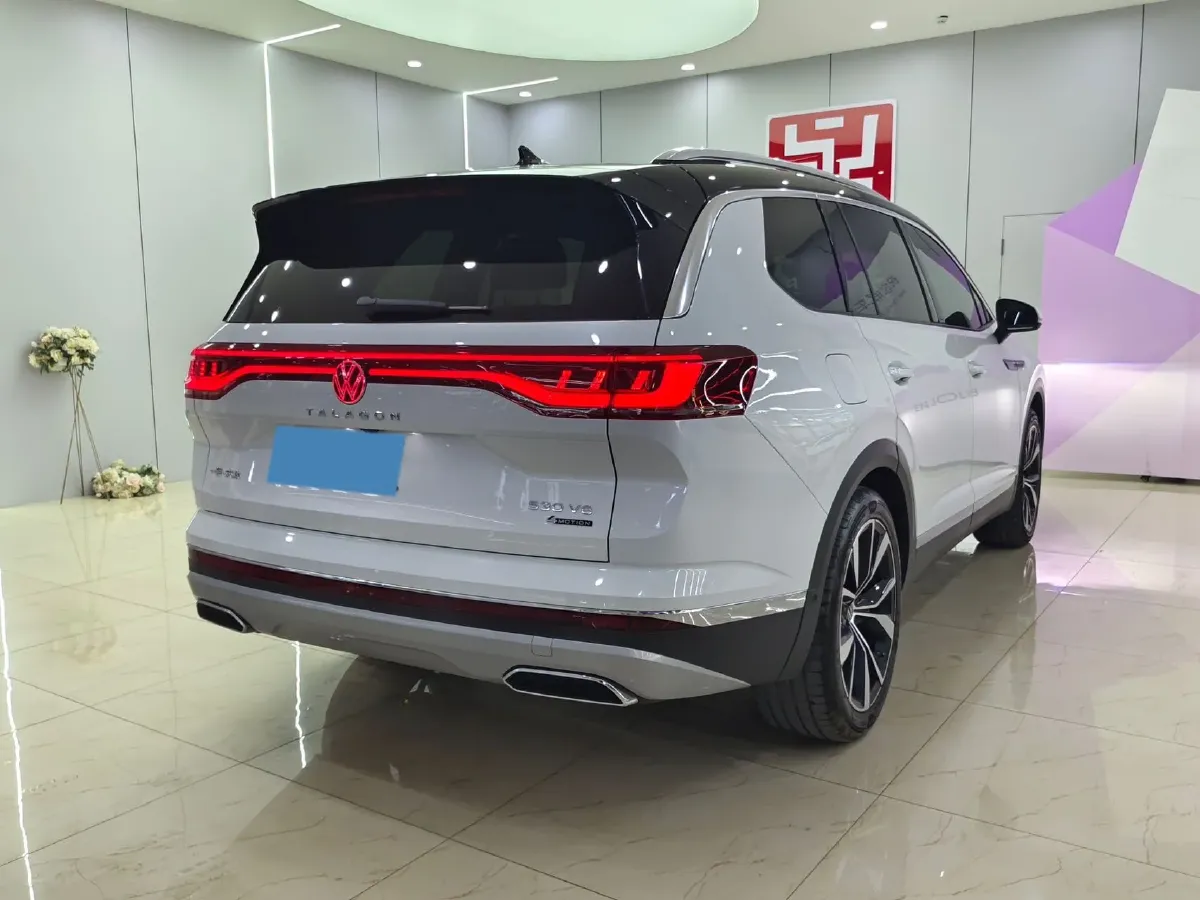 2021 Volkswagen Talagon 2.5T 299HP V6 7DCT,autocango,china used car exporter,china ev exporter,chinese used car exporter,chinese used ev exporter