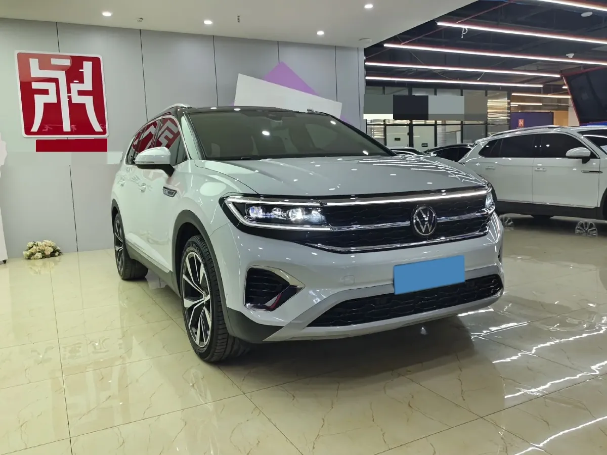 2021 Volkswagen Talagon 2.5T 299HP V6 7DCT,autocango,china used car exporter,china ev exporter,chinese used car exporter,chinese used ev exporter