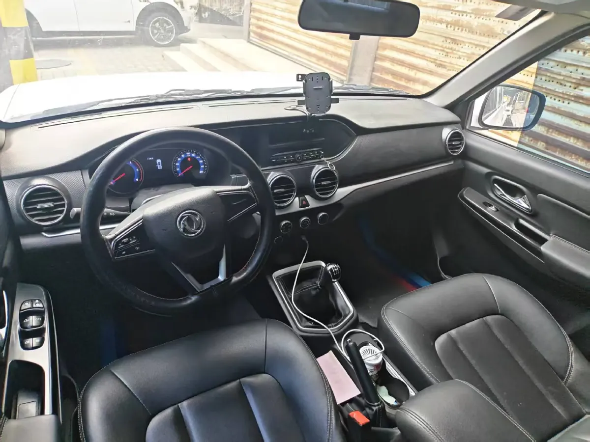 2021 Dongfeng RuiQi 2.4T 165HP L4 5MT,autocango,china used car exporter,china ev exporter,chinese used car exporter,chinese used ev exporter