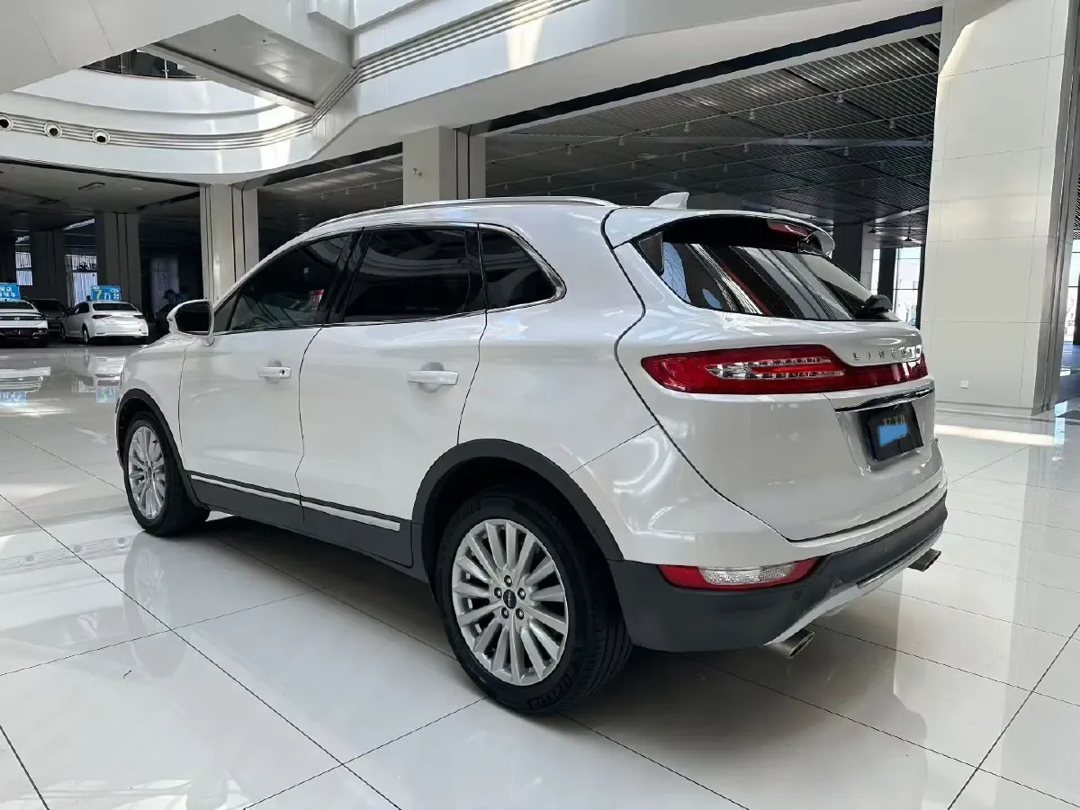 2019 Lincoln MKC 2.0T 203HP L4 6AT,autocango,china used car exporter,china ev exporter,chinese used car exporter,chinese used ev exporter