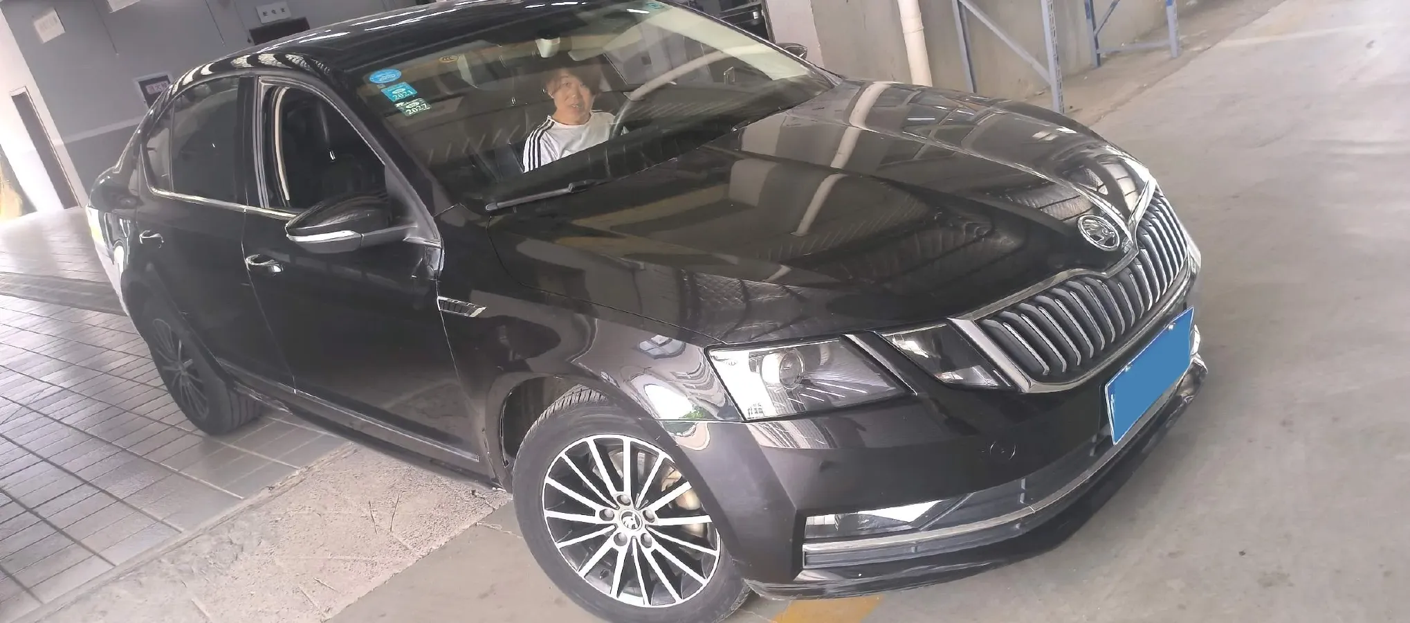 2019 Skoda Octavia 1.5L 113HP L4 5MT,autocango,china used car exporter,china ev exporter,chinese used car exporter,chinese used ev exporter