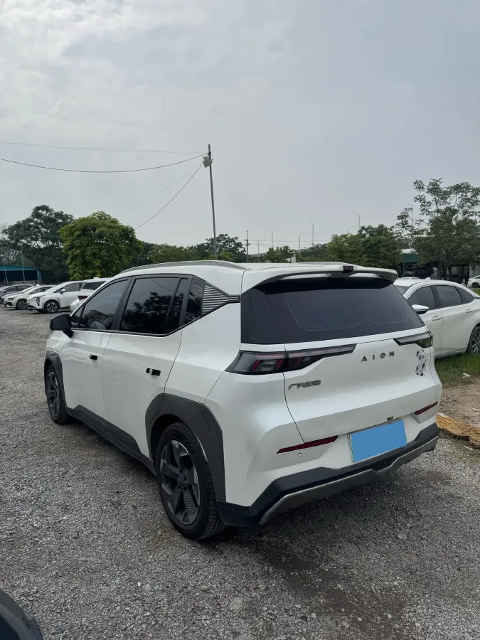 2022 Geely Okavango 1.8T 184HP L4 7DCT,autocango,china used car exporter,china ev exporter,chinese used car exporter,chinese used ev exporter