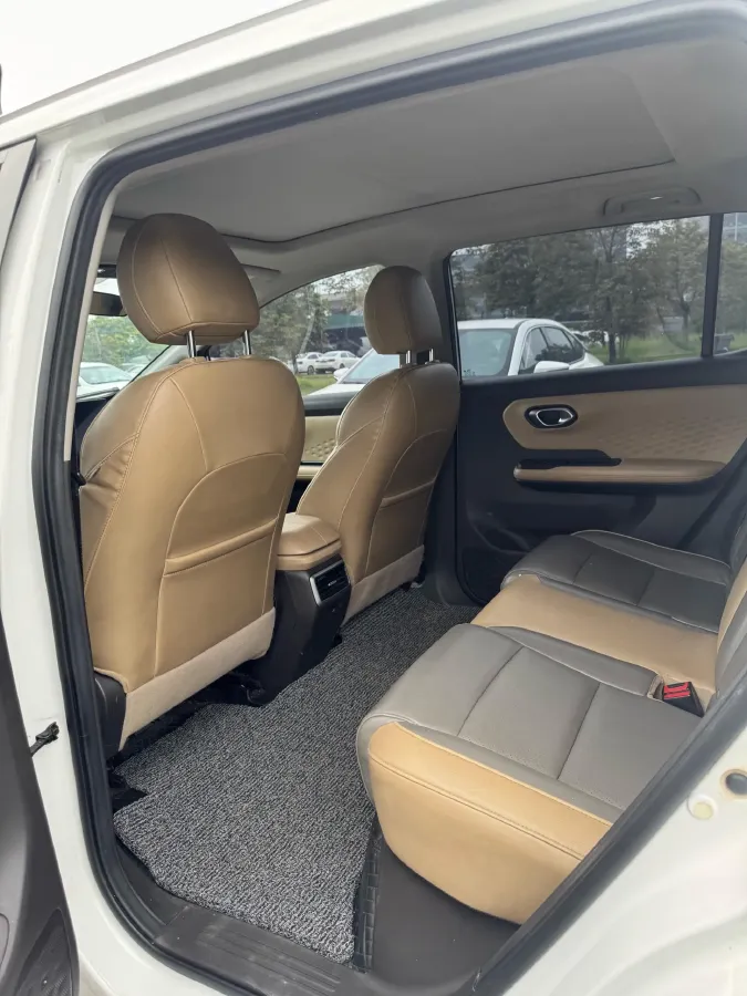 2022 Geely Okavango 1.8T 184HP L4 7DCT,autocango,china used car exporter,china ev exporter,chinese used car exporter,chinese used ev exporter