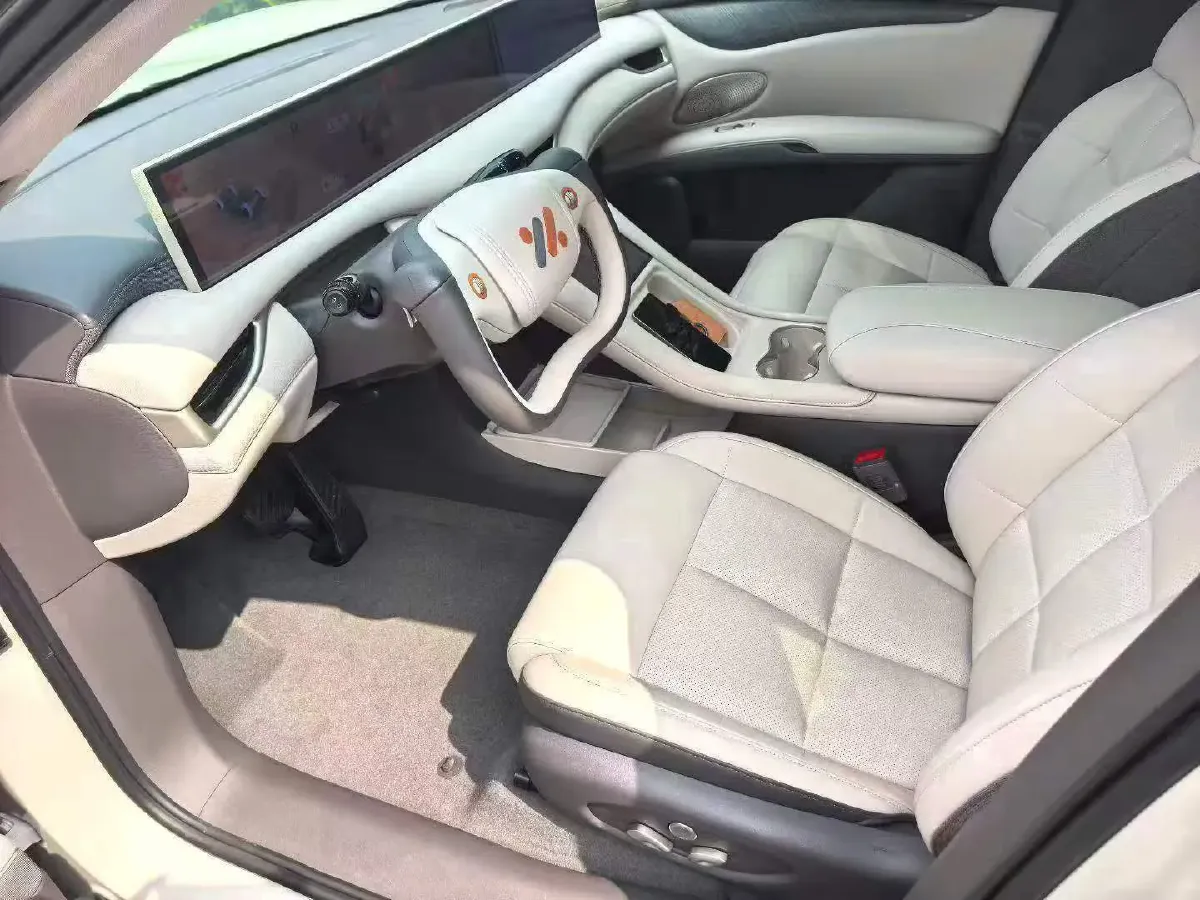 2025 IM LS6 BEV 83KWH,autocango,china used car exporter,china ev exporter,chinese used car exporter,chinese used ev exporter