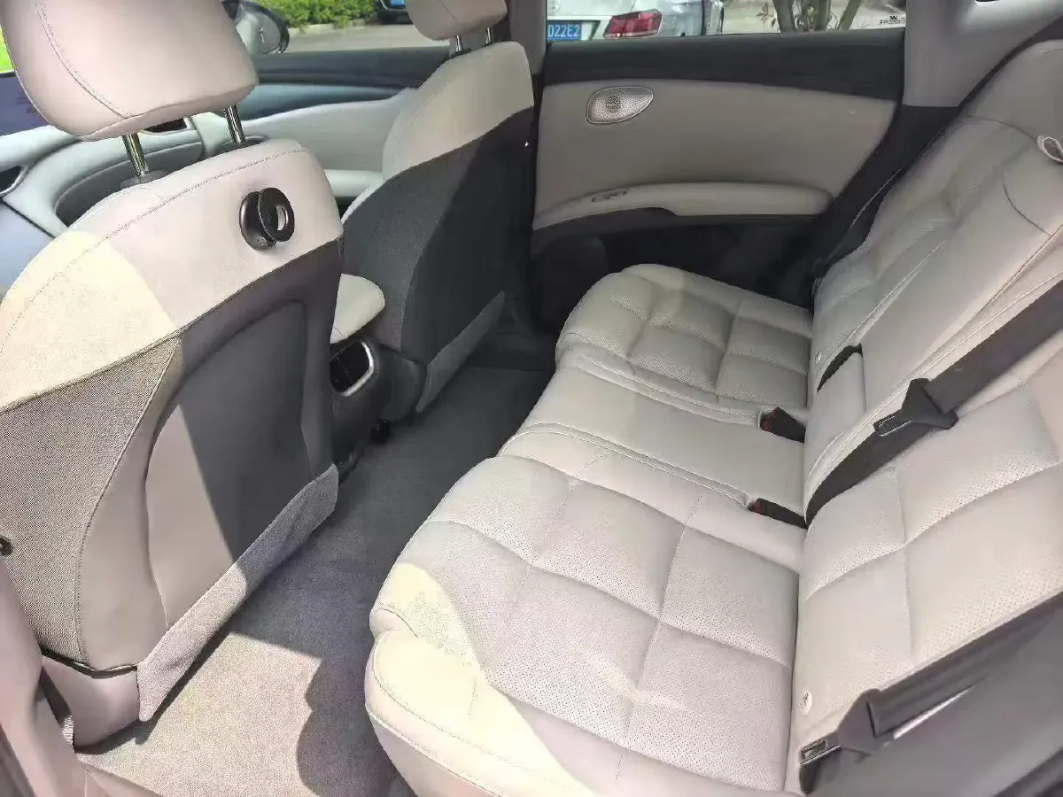2025 IM LS6 BEV 83KWH,autocango,china used car exporter,china ev exporter,chinese used car exporter,chinese used ev exporter